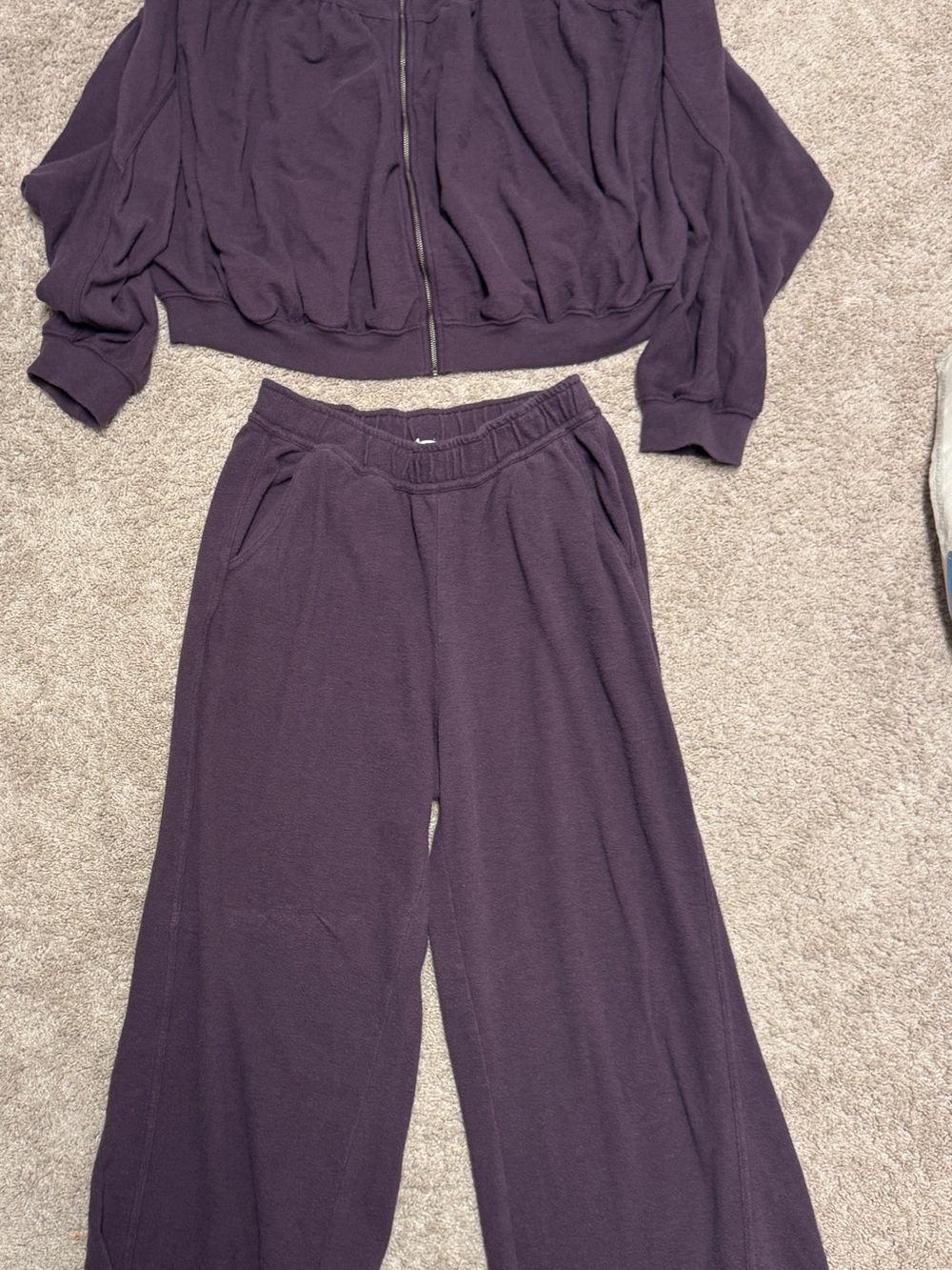 Arie- Women's Wide-Leg Lounge Set in Deep Plum